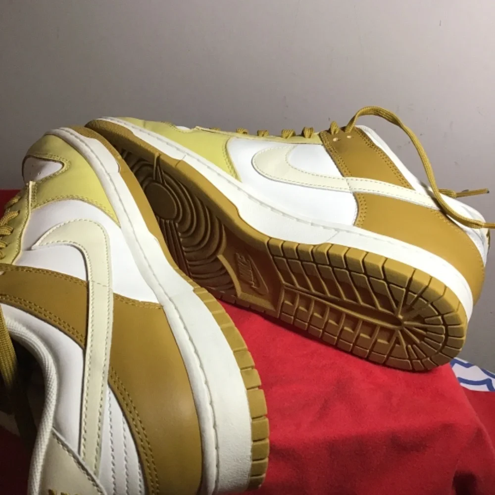 😎Nike’s bronze low dunk, great condition, size 11, see photos, 🔥🔥 - Picture 4 of 6